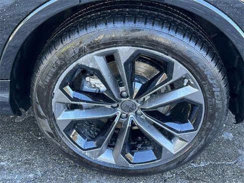 New 2026 Audi Q7 3.0T Premium Plus image 4