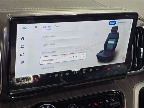 New 2025 Ford Expedition Platinum w/ Platinum Ultimate Package image 16