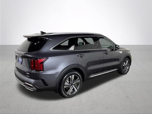 Certified 2023 Kia Sorento SX Prestige AWD/4WD image 6