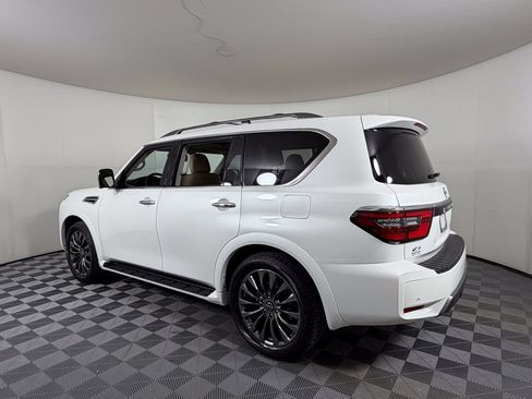 Used 2024 Nissan Armada Platinum w/ Cargo Package RWD image 3