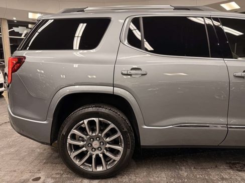 Used 2023 GMC Acadia Denali w/ Denali Technology Package FWD image 5