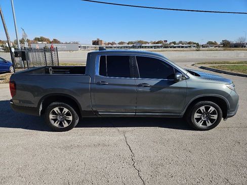 Used 2017 Honda Ridgeline RTL image 6