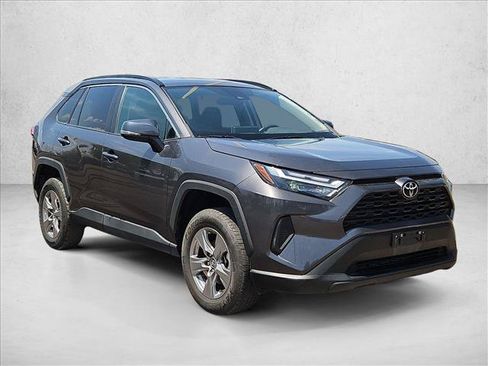 Used 2024 Toyota RAV4 XLE FWD image 3