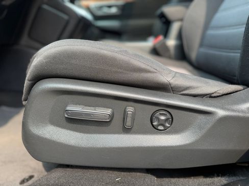 Used 2018 Honda CR-V EX image 19
