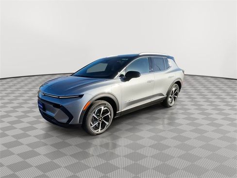 New 2026 Chevrolet Equinox EV LT image 4