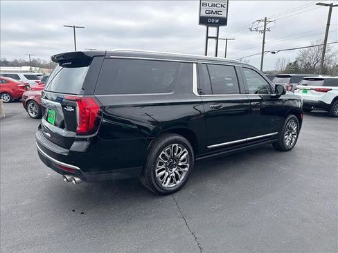 Used 2021 GMC Yukon XL Denali w/ Denali Ultimate Package image 7
