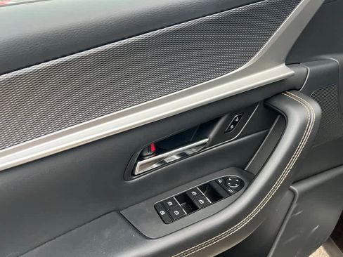 Certified 2025 MAZDA CX-90 Plug-In Hybrid w/Premium Sport image 13