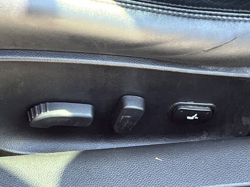 Used 2013 INFINITI G37 Sport w/ Premium Pkg image 18