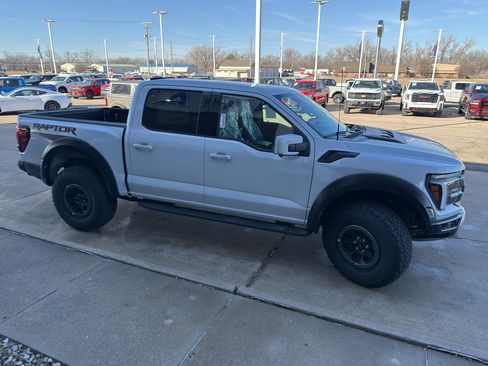 New 2025 Ford F150 Raptor image 4