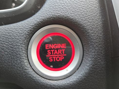 Used 2017 Honda CR-V Touring image 8