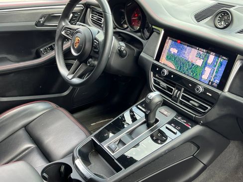 Certified 2024 Porsche Macan GTS AWD/4WD image 16
