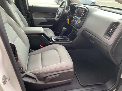 Used 2021 Chevrolet Colorado W/T w/ WT Convenience Package RWD image 18