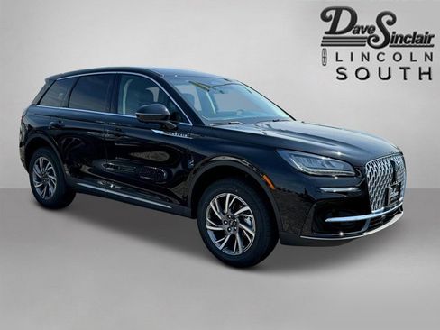 Used 2024 Lincoln Corsair FWD w/ Equipment Group 101A image 3