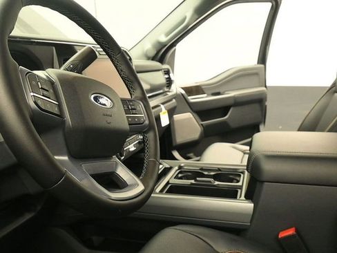 New 2026 Ford F450 Lariat image 21