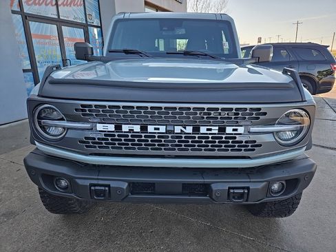 Used 2023 Ford Bronco Badlands w/ Sasquatch Package image 16
