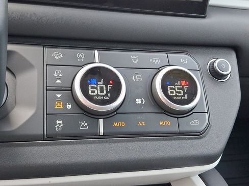 Used 2025 Land Rover Defender 110 S AWD/4WD image 16