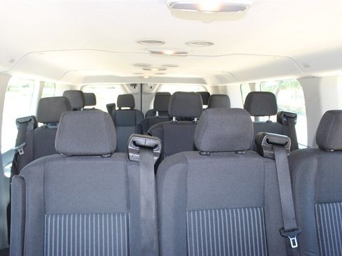 Used 2016 Ford Transit 350 XLT RWD image 13