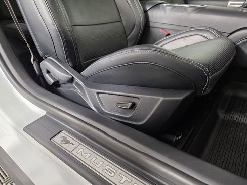 Used 2024 Ford Mustang GT Premium image 15