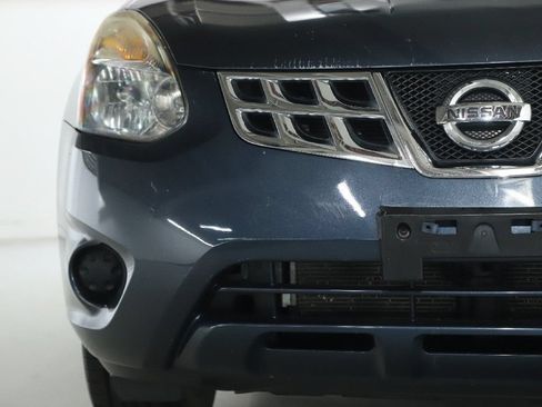 Used 2014 Nissan Rogue S w/ Convenience Package AWD/4WD image 7