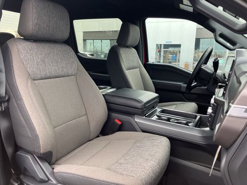 Used 2025 Ford F150 XLT w/ Equipment Group 301A Standard image 37