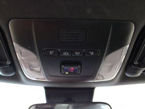 Used 2022 Toyota Corolla SE FWD image 34