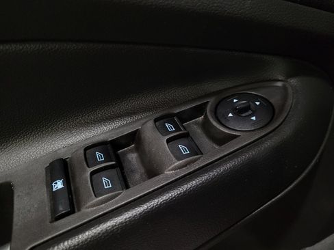 Used 2017 Ford Escape SE AWD/4WD image 27
