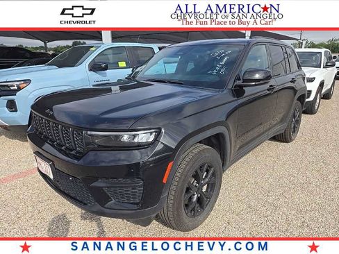 Used 2024 Jeep Grand Cherokee Altitude AWD/4WD image 1