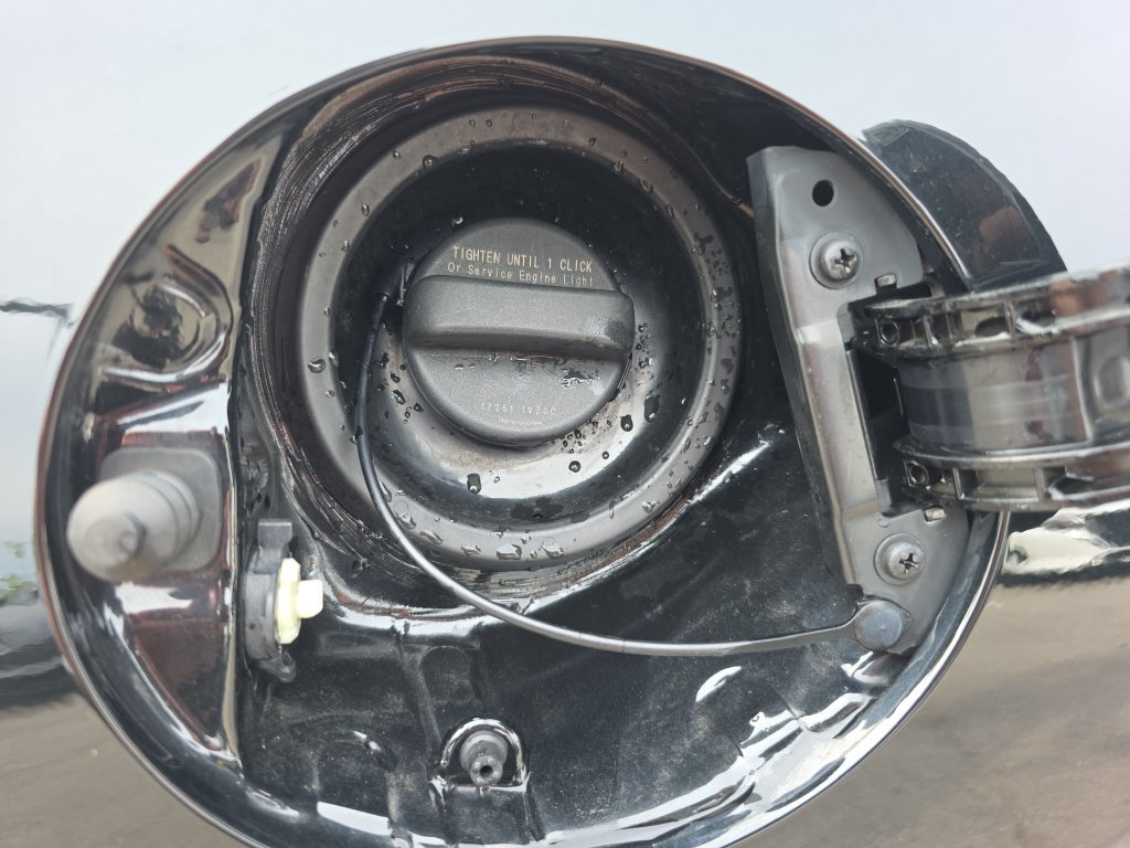 Used 2015 Nissan GT-R Premium AWD/4WD image 34