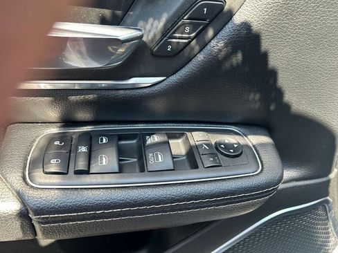 Used 2019 RAM 1500 Laramie w/ Sport Appearance Package AWD/4WD image 26