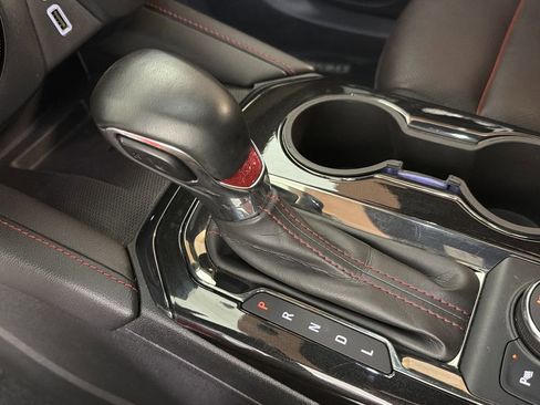 Used 2023 Chevrolet Blazer RS w/ Enhanced Convenience Package image 34