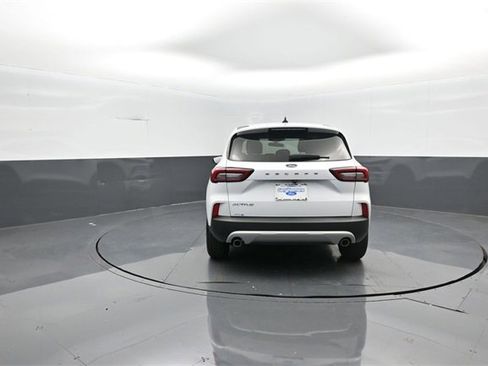 Certified 2024 Ford Escape Active image 6