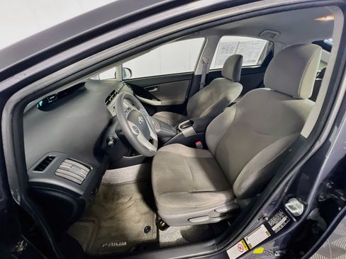 Used 2015 Toyota Prius Two FWD image 14