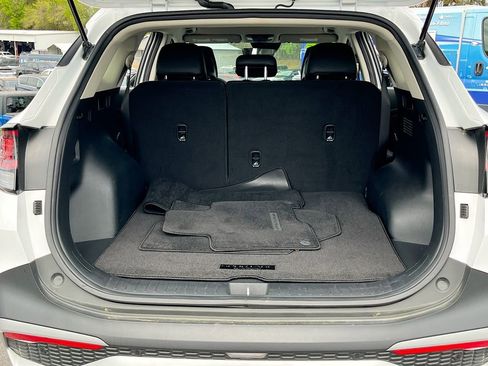 Used 2024 Kia Sportage EX image 25