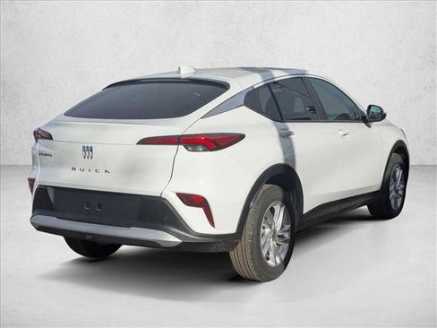 New 2026 Buick Envista Preferred image 2