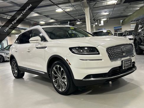 Certified 2023 Lincoln Nautilus Reserve AWD/4WD image 1