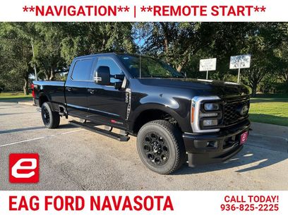 New 2026 Ford F350 Lariat w/ Black Appearance Package