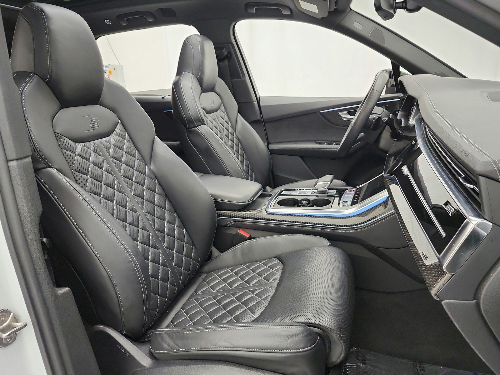 Used 2023 Audi SQ7 Premium Plus w/ Executive Package AWD/4WD image 20