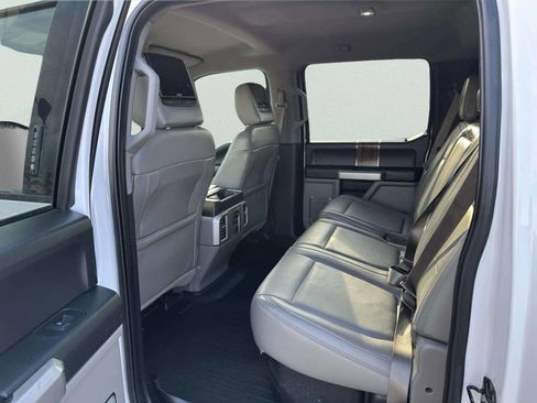 Used 2015 Ford F150 Lariat w/ Equipment Group 502A Luxury image 12