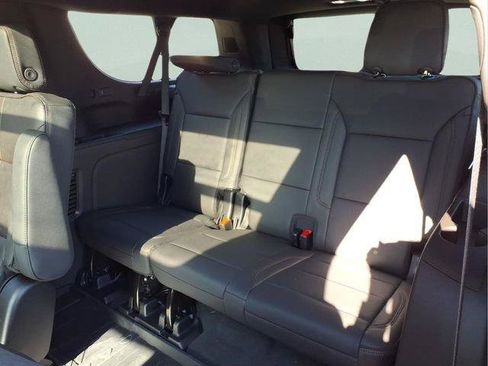New 2026 Chevrolet Suburban High Country AWD/4WD image 12