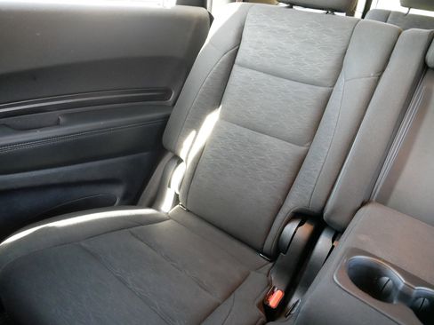 Certified 2022 Dodge Durango SXT image 12