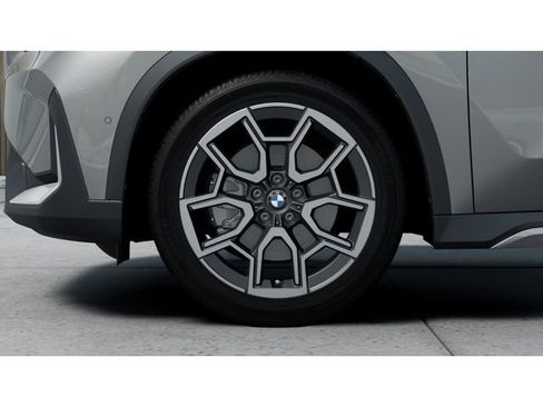 New 2026 BMW X1 xDrive28i w/ Technology Package image 7
