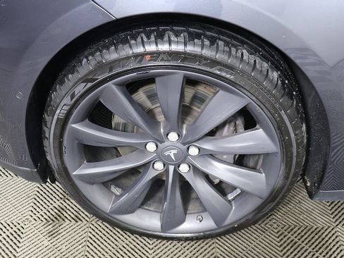 Used 2016 Tesla Model S 90D image 18