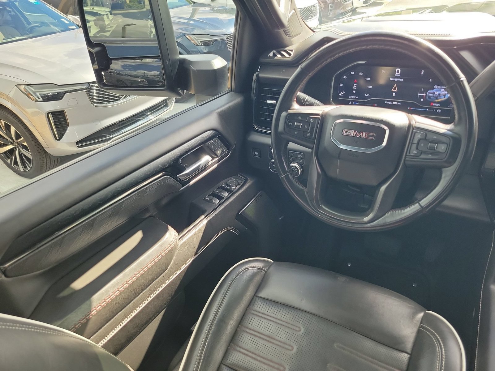 Used 2024 GMC Sierra 2500 AT4X AWD/4WD image 16