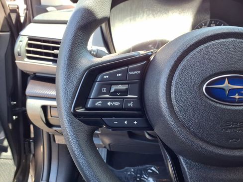 Used 2025 Subaru Crosstrek 2.0i Premium AWD/4WD image 6