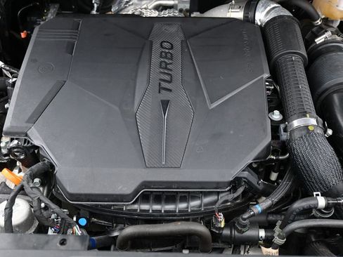 Used 2024 Hyundai Santa Fe SE image 42