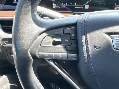 Used 2021 Cadillac Escalade Sport Platinum RWD image 21