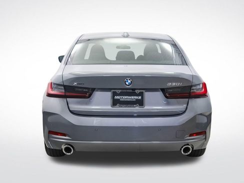 Used 2026 BMW 330i xDrive Sedan w/ Convenience Package AWD/4WD image 5