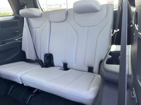 Used 2021 Hyundai Palisade SEL w/ Premium Package FWD image 19