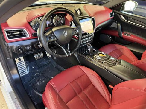 Used 2021 Maserati Ghibli S GranSport RWD image 7