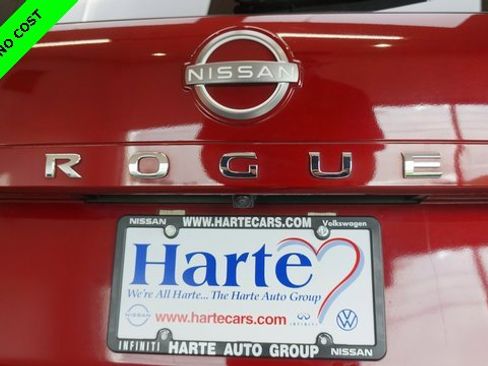 Used 2022 Nissan Rogue SV w/ SV Premium Package image 82